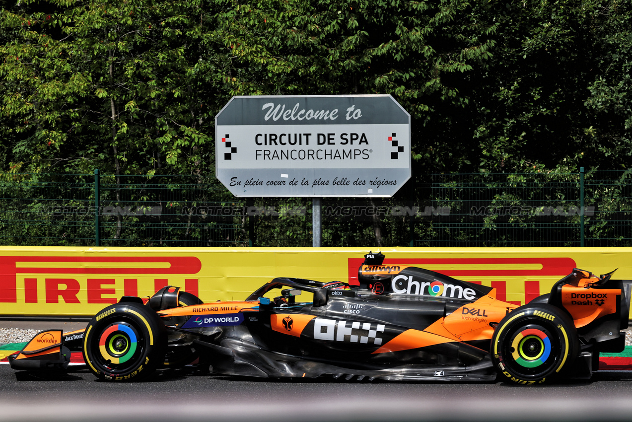 GP BELGIO, Oscar Piastri (AUS) McLaren MCL39.

26.07.2025. Formula 1 World Championship, Rd 13, Belgian Grand Prix, Spa Francorchamps, Belgium, Sprint e Qualifiche Day.

- www.xpbimages.com, EMail: requests@xpbimages.com © Copyright: Bearne / XPB Images