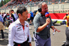 GP BELGIO, (L to R): Ayao Komatsu (JPN) Haas F1 Team Principal with Ted Kravitz (GBR) Sky Sports Pitlane Reporter on the grid.

26.07.2025. Formula 1 World Championship, Rd 13, Belgian Grand Prix, Spa Francorchamps, Belgium, Sprint e Qualifiche Day.

- www.xpbimages.com, EMail: requests@xpbimages.com © Copyright: Batchelor / XPB Images