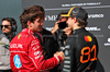 GP BELGIO, (L to R): Charles Leclerc (MON) Ferrari with Oscar Piastri (AUS) McLaren in qualifying parc ferme.

26.07.2025. Formula 1 World Championship, Rd 13, Belgian Grand Prix, Spa Francorchamps, Belgium, Sprint e Qualifiche Day.

- www.xpbimages.com, EMail: requests@xpbimages.com © Copyright: Batchelor / XPB Images