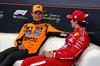 GP BELGIO, (L to R): Lando Norris (GBR) McLaren e Charles Leclerc (MON) Ferrari in the post qualifying FIA Press Conference.

26.07.2025. Formula 1 World Championship, Rd 13, Belgian Grand Prix, Spa Francorchamps, Belgium, Sprint e Qualifiche Day.

- www.xpbimages.com, EMail: requests@xpbimages.com © Copyright: Moy / XPB Images