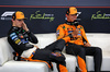 GP BELGIO, (L to R): Oscar Piastri (AUS) McLaren e Lando Norris (GBR) McLaren in the post qualifying FIA Press Conference.

26.07.2025. Formula 1 World Championship, Rd 13, Belgian Grand Prix, Spa Francorchamps, Belgium, Sprint e Qualifiche Day.

- www.xpbimages.com, EMail: requests@xpbimages.com © Copyright: Moy / XPB Images