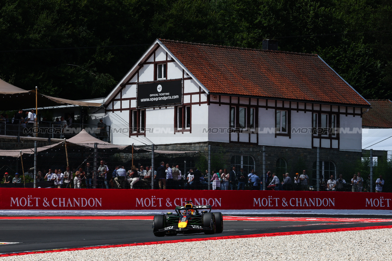 GP BELGIO, Max Verstappen (NLD), Red Bull Racing 
25.07.2025. Formula 1 World Championship, Rd 13, Belgian Grand Prix, Spa Francorchamps, Belgium, Sprint Qualifiche Day.
- www.xpbimages.com, EMail: requests@xpbimages.com © Copyright: Charniaux / XPB Images
