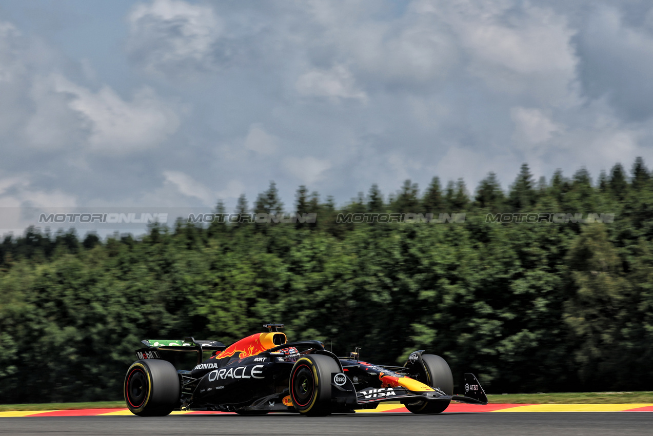 GP BELGIO, Max Verstappen (NLD) Red Bull Racing RB21.

25.07.2025. Formula 1 World Championship, Rd 13, Belgian Grand Prix, Spa Francorchamps, Belgium, Sprint Qualifiche Day.

- www.xpbimages.com, EMail: requests@xpbimages.com © Copyright: Bearne / XPB Images