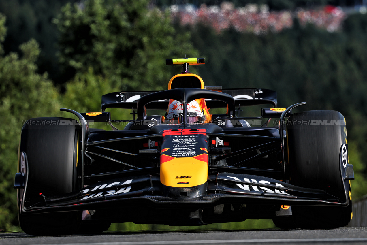 GP BELGIO, Yuki Tsunoda (JPN) Red Bull Racing RB21.



25.07.2025. Formula 1 World Championship, Rd 13, Belgian Grand Prix, Spa Francorchamps, Belgium, Sprint Qualifiche Day.

- www.xpbimages.com, EMail: requests@xpbimages.com © Copyright: Batchelor / XPB Images