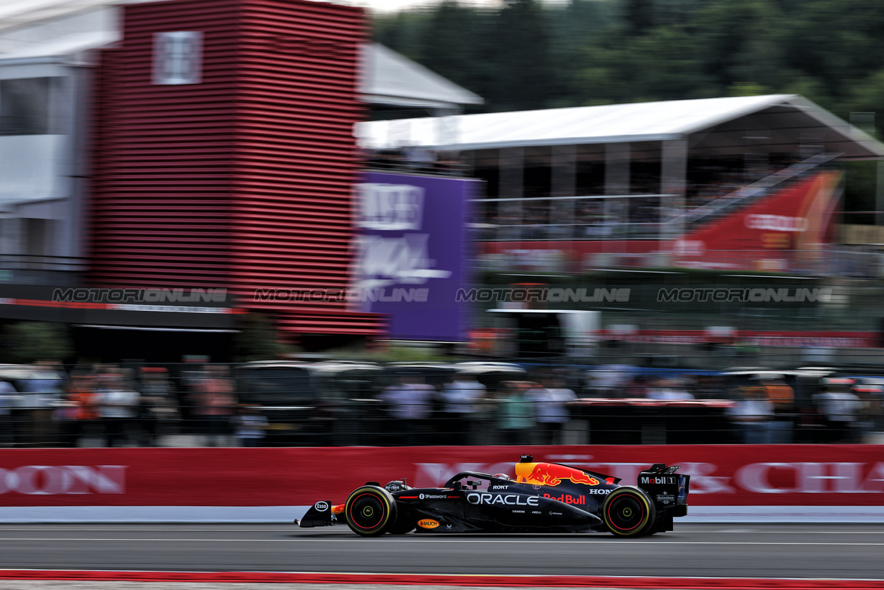 GP BELGIO, Max Verstappen (NLD) Red Bull Racing RB21.

25.07.2025. Formula 1 World Championship, Rd 13, Belgian Grand Prix, Spa Francorchamps, Belgium, Sprint Qualifiche Day.

- www.xpbimages.com, EMail: requests@xpbimages.com © Copyright: Charniaux / XPB Images