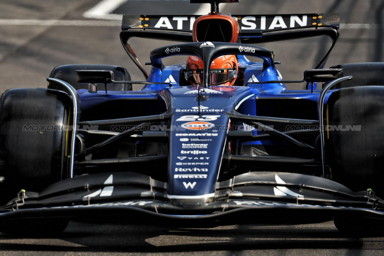 GP BELGIO, Alexander Albon (THA) Atlassian Williams Racing FW47 leaves the pits.

25.07.2025. Formula 1 World Championship, Rd 13, Belgian Grand Prix, Spa Francorchamps, Belgium, Sprint Qualifiche Day.

- www.xpbimages.com, EMail: requests@xpbimages.com © Copyright: Bearne / XPB Images