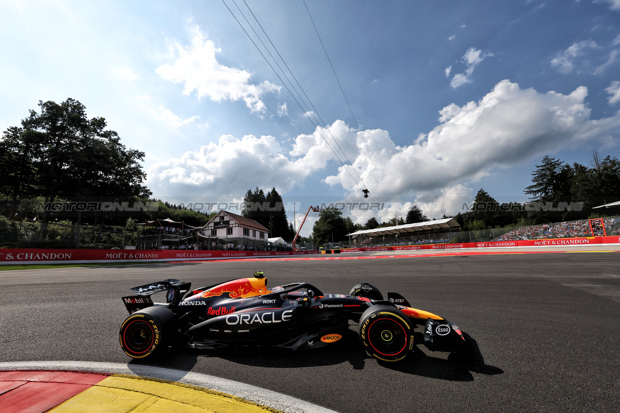 GP BELGIO, Yuki Tsunoda (JPN) Red Bull Racing RB21.

25.07.2025. Formula 1 World Championship, Rd 13, Belgian Grand Prix, Spa Francorchamps, Belgium, Sprint Qualifiche Day.

- www.xpbimages.com, EMail: requests@xpbimages.com © Copyright: Bearne / XPB Images