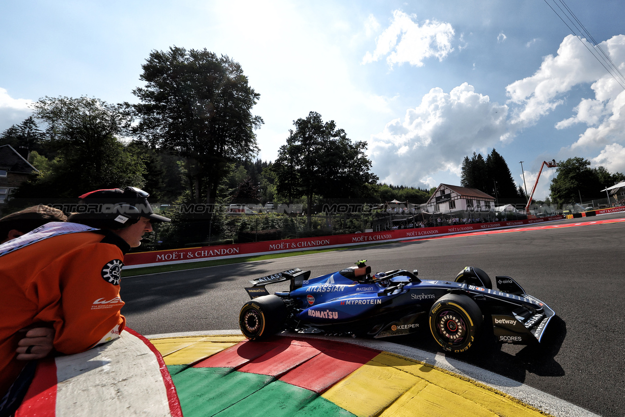GP BELGIO, Carlos Sainz (ESP) Atlassian Williams Racing FW47.

25.07.2025. Formula 1 World Championship, Rd 13, Belgian Grand Prix, Spa Francorchamps, Belgium, Sprint Qualifiche Day.

- www.xpbimages.com, EMail: requests@xpbimages.com © Copyright: Bearne / XPB Images