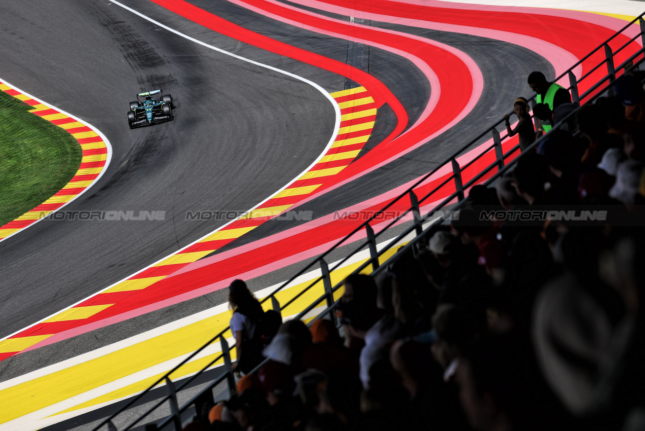 GP BELGIO, Fernando Alonso (ESP) Aston Martin F1 Team AMR25.

25.07.2025. Formula 1 World Championship, Rd 13, Belgian Grand Prix, Spa Francorchamps, Belgium, Sprint Qualifiche Day.

- www.xpbimages.com, EMail: requests@xpbimages.com © Copyright: Moy / XPB Images