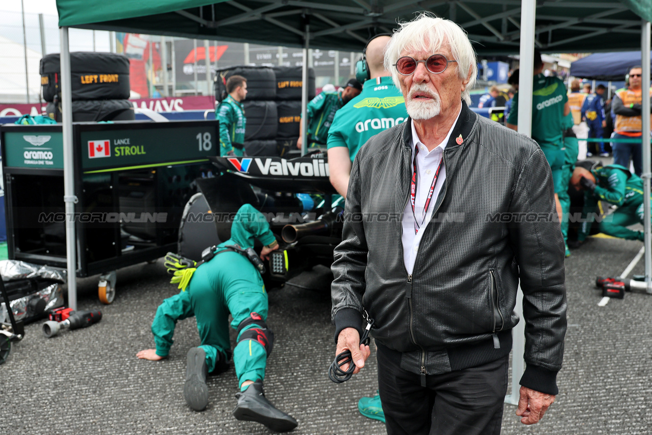 GP BRASILE, Bernie Ecclestone (GBR) on the grid.

09.11.2025. Formula 1 World Championship, Rd 21, Brazilian Grand Prix, Sao Paulo, Brazil, Gara Day.

- www.xpbimages.com, EMail: requests@xpbimages.com © Copyright: Batchelor / XPB Images