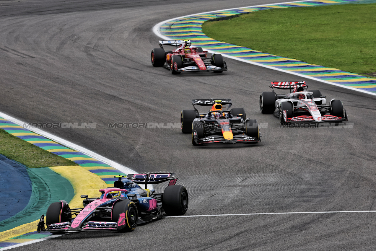 GP BRASILE, Franco Colapinto (ARG) Alpine F1 Team A525.
09.11.2025. Formula 1 World Championship, Rd 21, Brazilian Grand Prix, Sao Paulo, Brazil, Gara Day.
- www.xpbimages.com, EMail: requests@xpbimages.com © Copyright: Batchelor / XPB Images