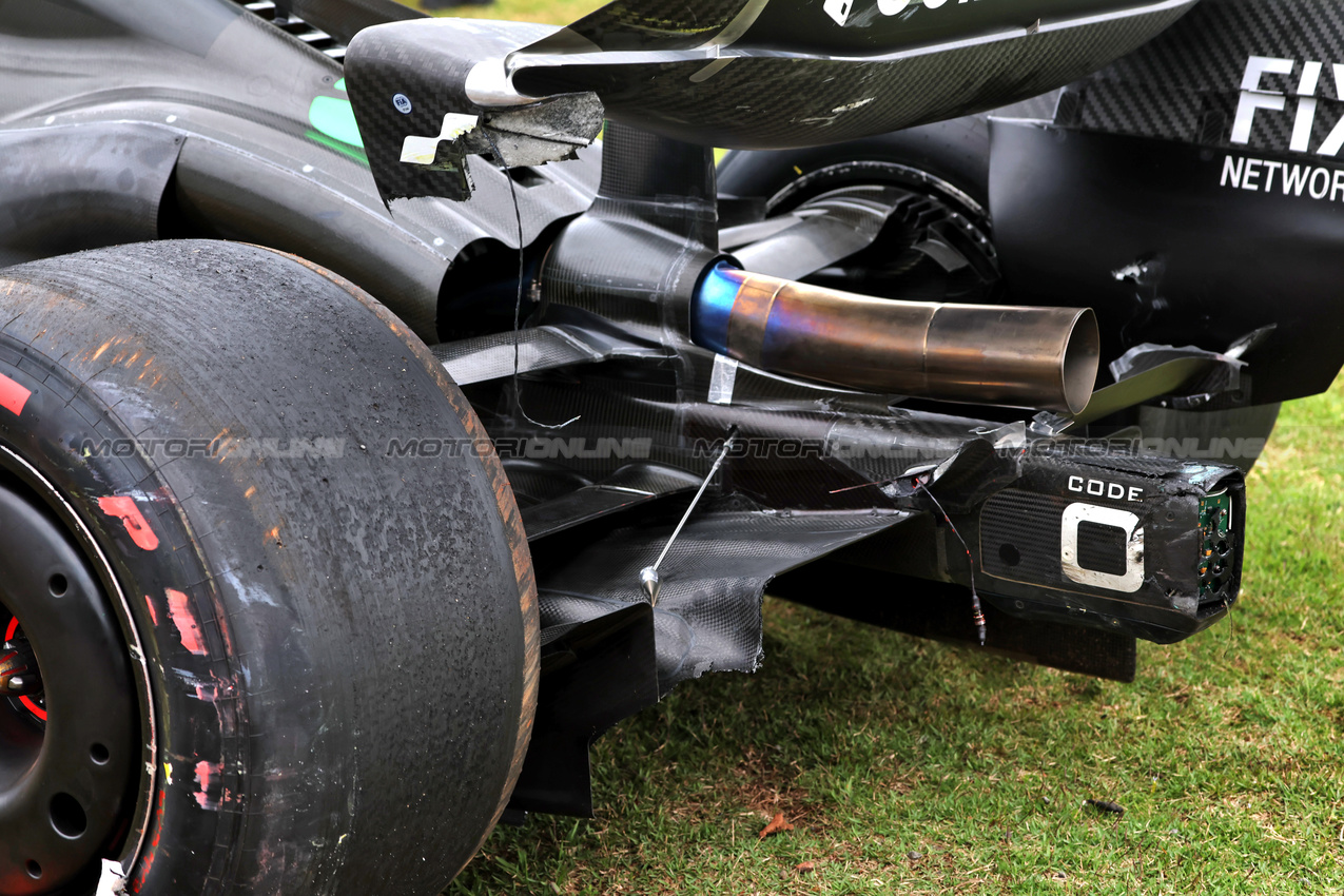 GP BRASILE, The damaged Sauber C45 of Gabriel Bortoleto (BRA) Sauber, who retired from the race.

09.11.2025. Formula 1 World Championship, Rd 21, Brazilian Grand Prix, Sao Paulo, Brazil, Gara Day.

 - www.xpbimages.com, EMail: requests@xpbimages.com © Copyright: Rew / XPB Images