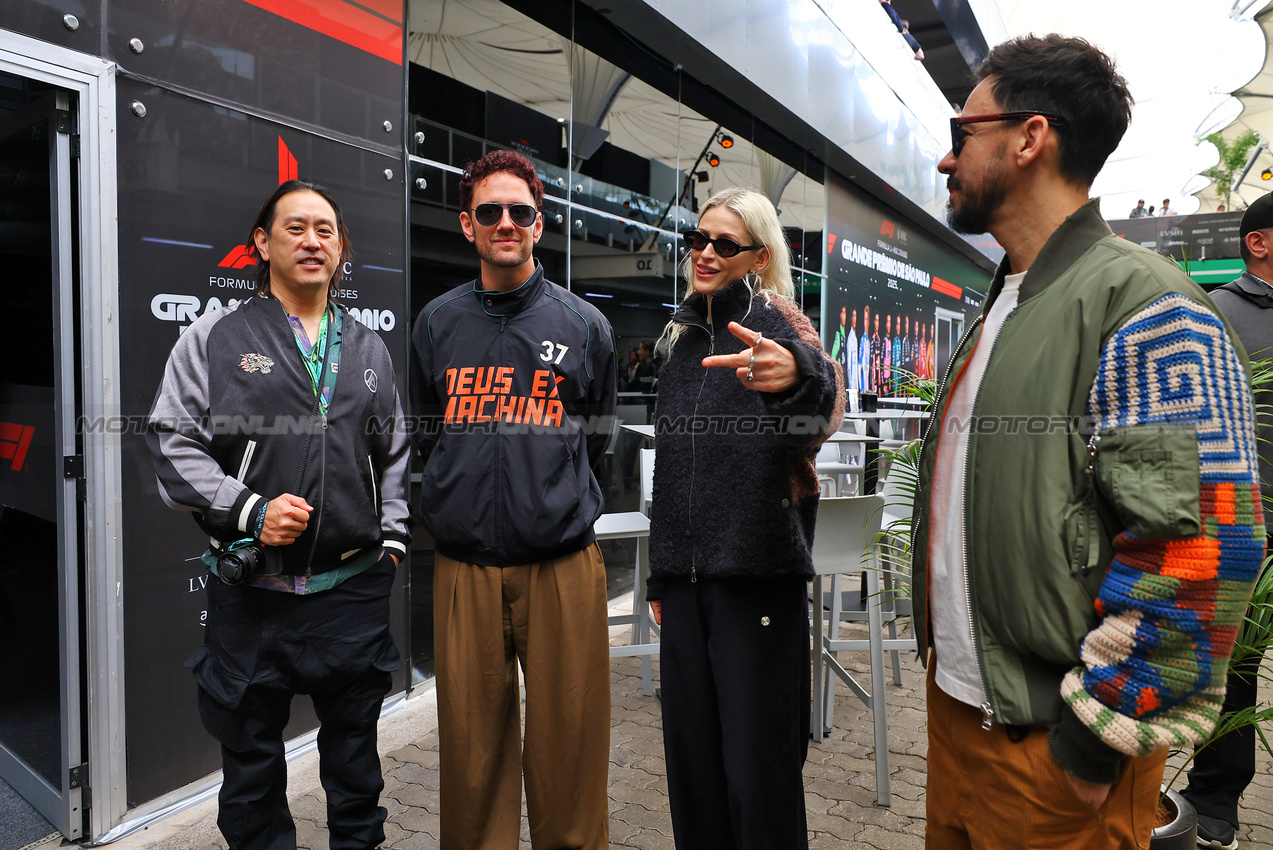 GP BRASILE, Linkin Park in the paddock.

09.11.2025. Formula 1 World Championship, Rd 21, Brazilian Grand Prix, Sao Paulo, Brazil, Gara Day.

- www.xpbimages.com, EMail: requests@xpbimages.com © Copyright: XPB Images