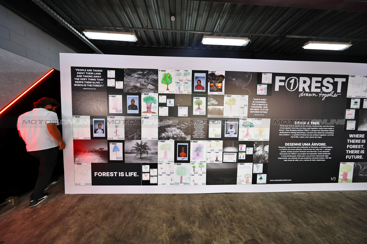 GP BRASILE, Circuit Atmosfera - F1Rest.

09.11.2025. Formula 1 World Championship, Rd 21, Brazilian Grand Prix, Sao Paulo, Brazil, Gara Day.

- www.xpbimages.com, EMail: requests@xpbimages.com © Copyright: XPB Images