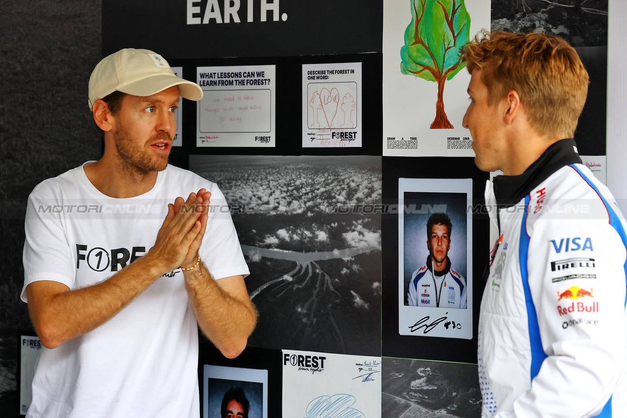 GP BRASILE, (L to R): Sebastian Vettel (GER) with Liam Lawson (NZL) Racing Bulls - F1Rest.

09.11.2025. Formula 1 World Championship, Rd 21, Brazilian Grand Prix, Sao Paulo, Brazil, Gara Day.

- www.xpbimages.com, EMail: requests@xpbimages.com © Copyright: XPB Images