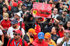 GP BRASILE, Circuit Atmosfera - Ferrari fans at the podium.

09.11.2025. Formula 1 World Championship, Rd 21, Brazilian Grand Prix, Sao Paulo, Brazil, Gara Day.

 - www.xpbimages.com, EMail: requests@xpbimages.com © Copyright: Rew / XPB Images