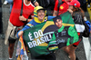 GP BRASILE, Circuit Atmosfera - Gabriel Bortoleto (BRA) Sauber fan at the podium.

09.11.2025. Formula 1 World Championship, Rd 21, Brazilian Grand Prix, Sao Paulo, Brazil, Gara Day.

 - www.xpbimages.com, EMail: requests@xpbimages.com © Copyright: Rew / XPB Images