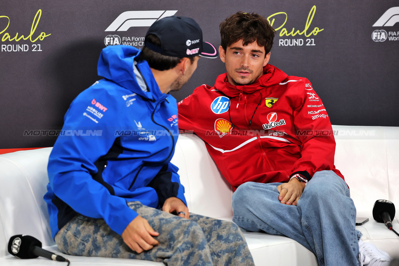 GP BRASILE, (L to R): Pierre Gasly (FRA) Alpine F1 Team e Charles Leclerc (MON) Ferrari in the FIA Press Conference.
06.11.2025. Formula 1 World Championship, Rd 21, Brazilian Grand Prix, Sao Paulo, Brazil, Preparation Day.
- www.xpbimages.com, EMail: requests@xpbimages.com © Copyright: Batchelor / XPB Images