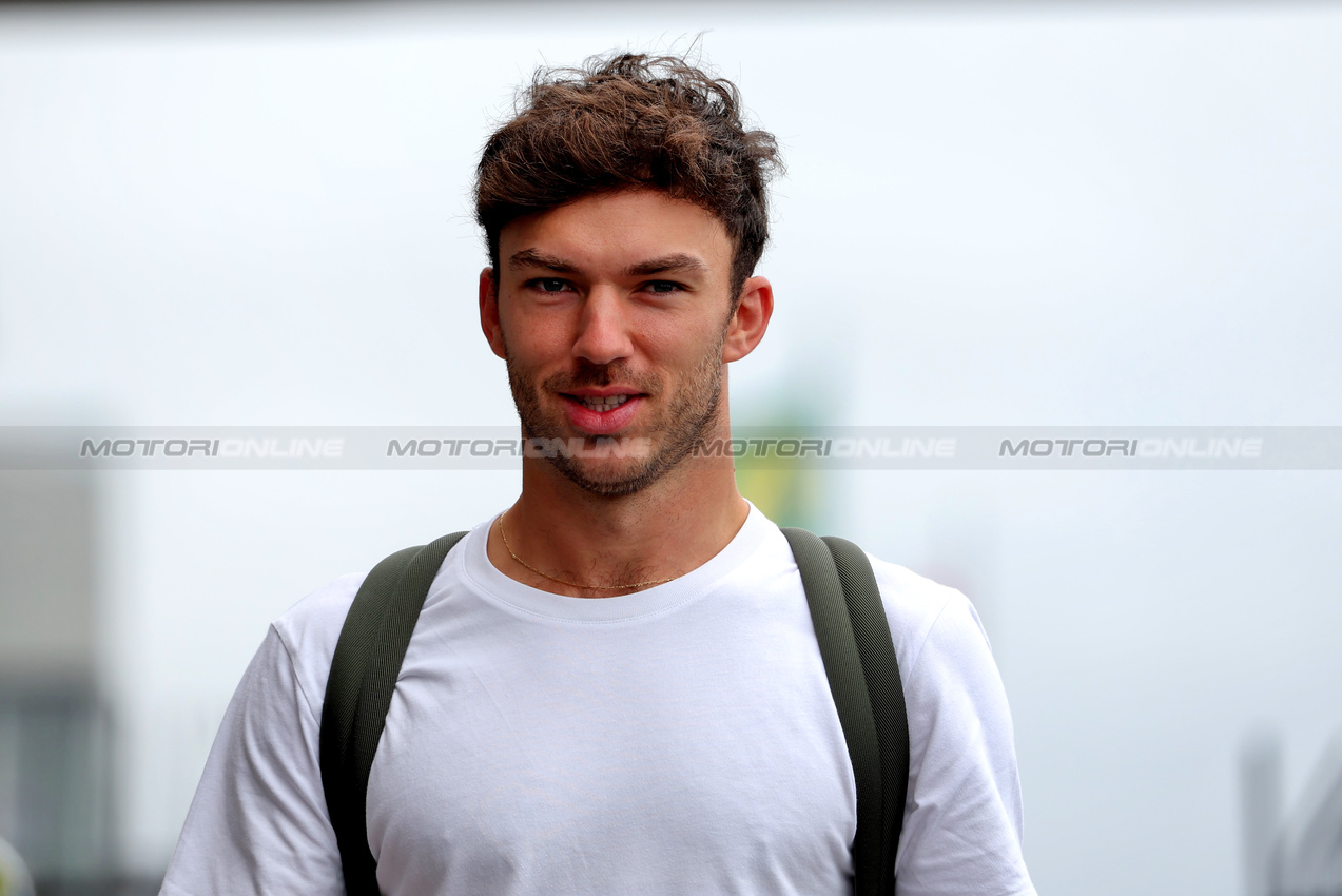 GP BRASILE, Pierre Gasly (FRA) Alpine F1 Team.
06.11.2025. Formula 1 World Championship, Rd 21, Brazilian Grand Prix, Sao Paulo, Brazil, Preparation Day.
- www.xpbimages.com, EMail: requests@xpbimages.com © Copyright: Rew / XPB Images