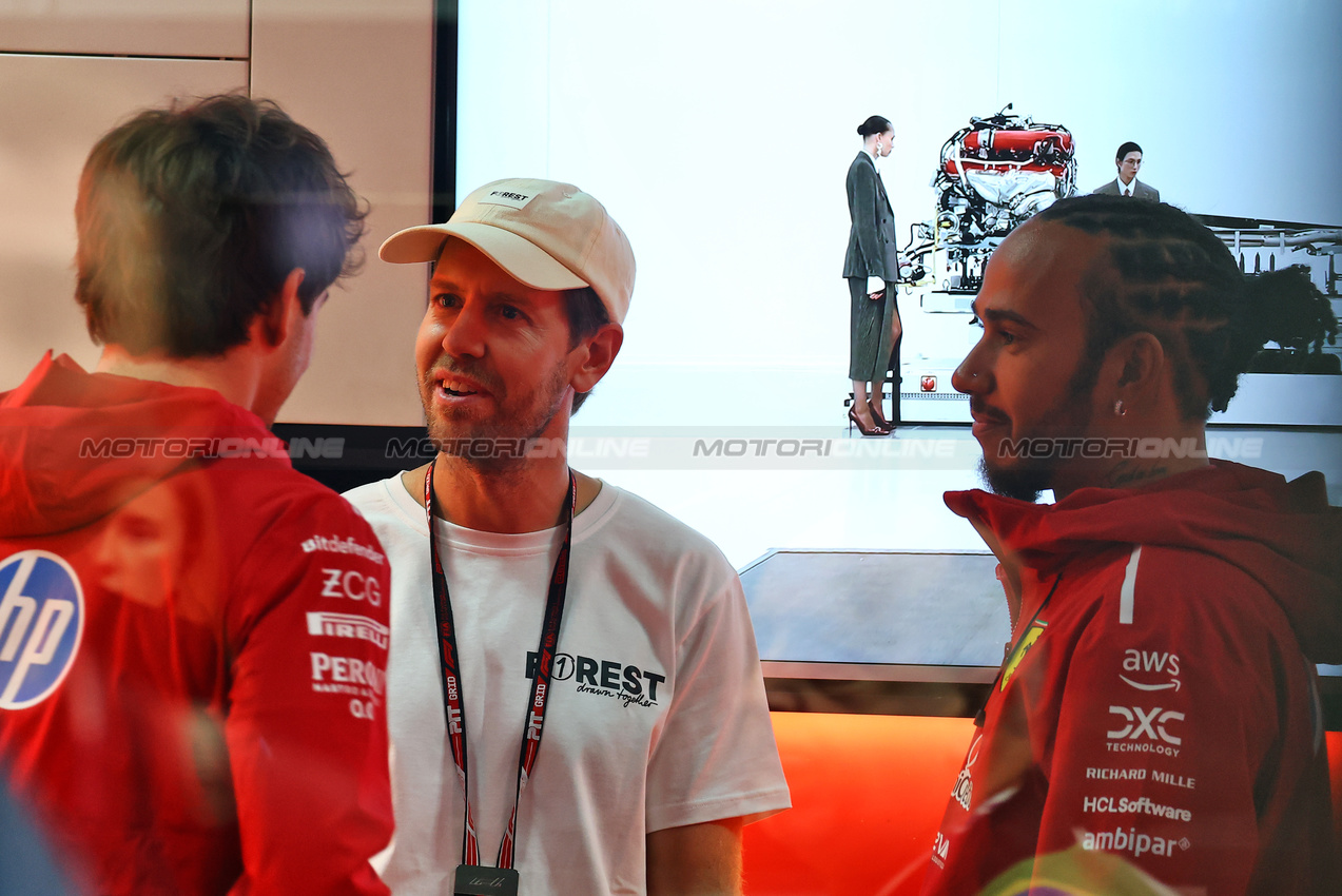 GP BRASILE, (L to R): Charles Leclerc (MON) Ferrari with Sebastian Vettel (GER) e Lewis Hamilton (GBR) Ferrari.

06.11.2025. Formula 1 World Championship, Rd 21, Brazilian Grand Prix, Sao Paulo, Brazil, Preparation Day.

- www.xpbimages.com, EMail: requests@xpbimages.com © Copyright: XPB Images