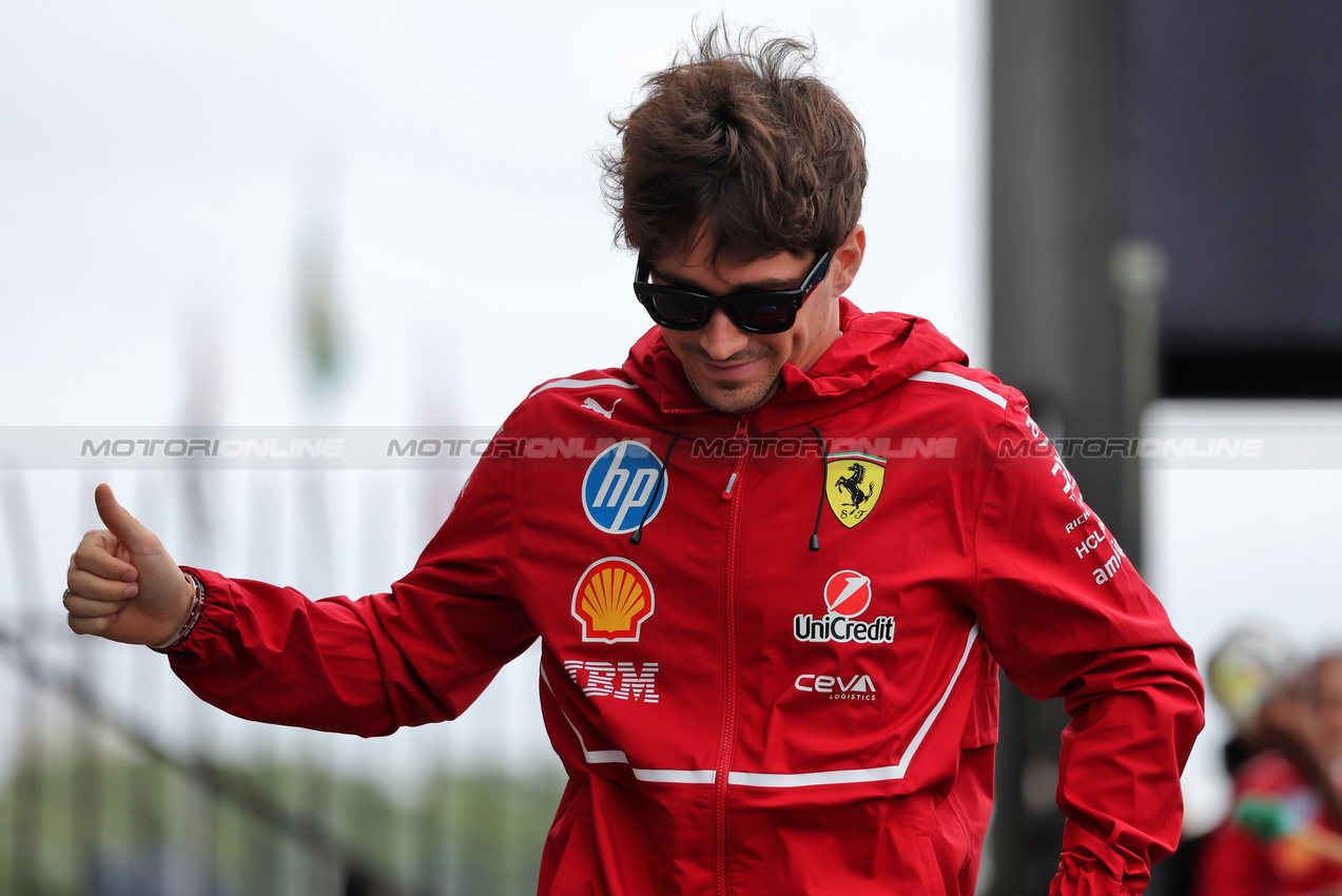 GP BRASILE, Charles Leclerc (MON) Ferrari.
06.11.2025. Formula 1 World Championship, Rd 21, Brazilian Grand Prix, Sao Paulo, Brazil, Preparation Day.
- www.xpbimages.com, EMail: requests@xpbimages.com © Copyright: Rew / XPB Images