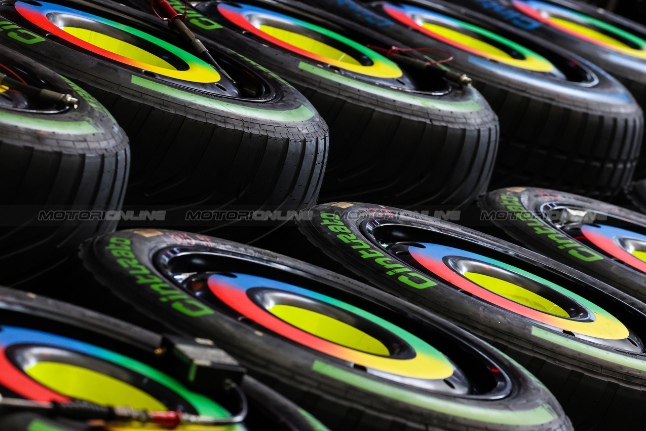 GP BRASILE, Pirelli tires
06.11.2025. Formula 1 World Championship, Rd 21, Brazilian Grand Prix, Sao Paulo, Brazil, Preparation Day.
- www.xpbimages.com, EMail: requests@xpbimages.com © Copyright: Charniaux / XPB Images