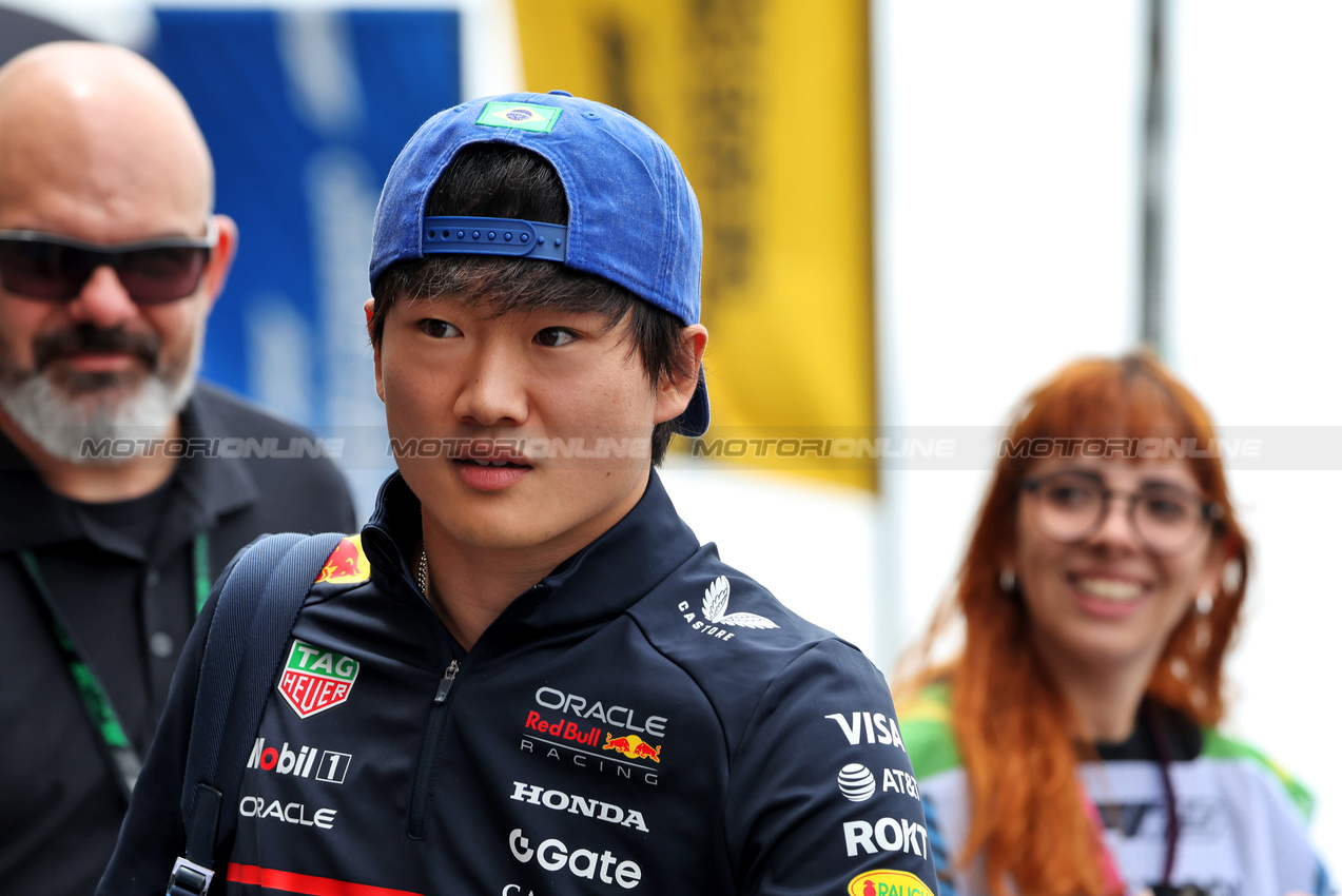 GP BRASILE, Yuki Tsunoda (JPN) Red Bull Racing.
06.11.2025. Formula 1 World Championship, Rd 21, Brazilian Grand Prix, Sao Paulo, Brazil, Preparation Day.
- www.xpbimages.com, EMail: requests@xpbimages.com © Copyright: Rew / XPB Images