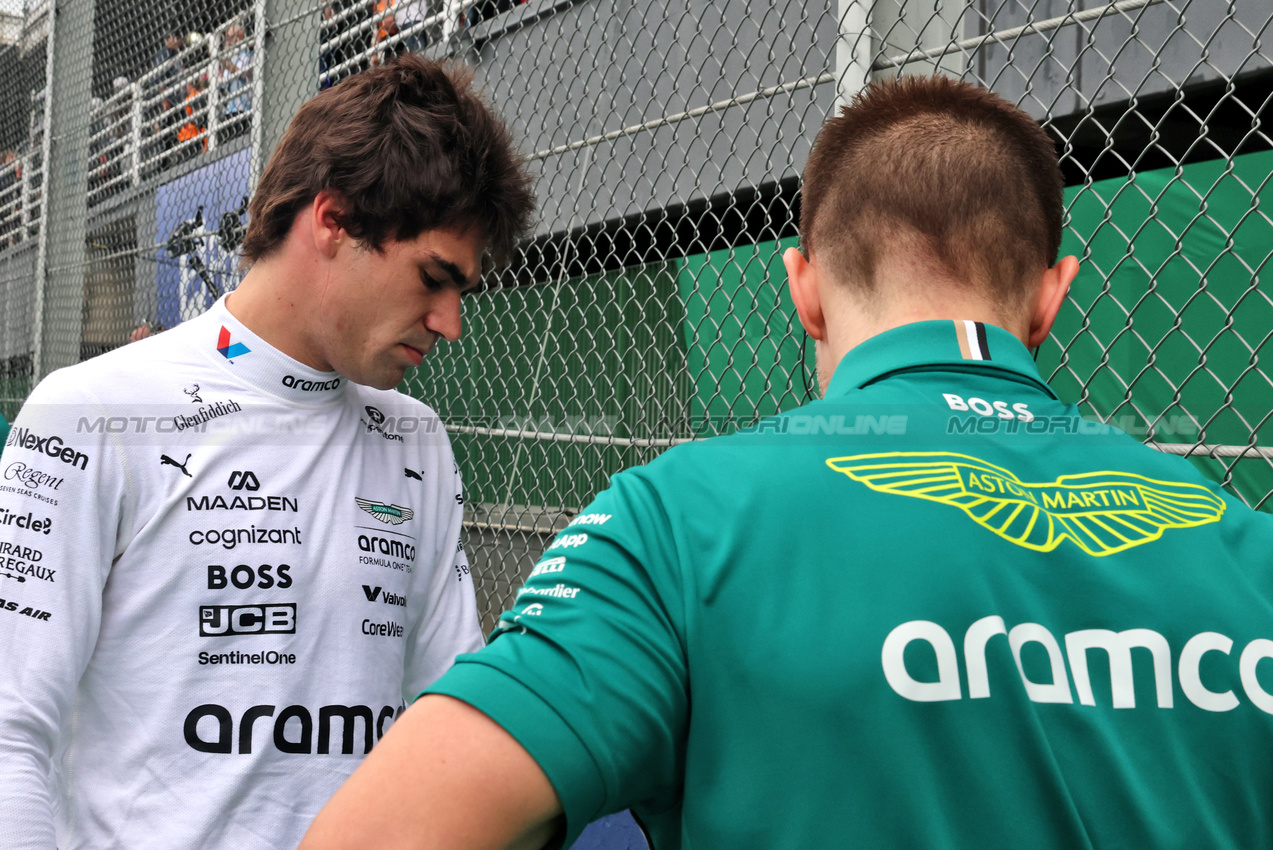 GP BRASILE, Lance Stroll (CDN) Aston Martin F1 Team on the grid.

08.11.2025. Formula 1 World Championship, Rd 21, Brazilian Grand Prix, Sao Paulo, Brazil, Sprint e Qualifiche Day.

- www.xpbimages.com, EMail: requests@xpbimages.com © Copyright: Batchelor / XPB Images