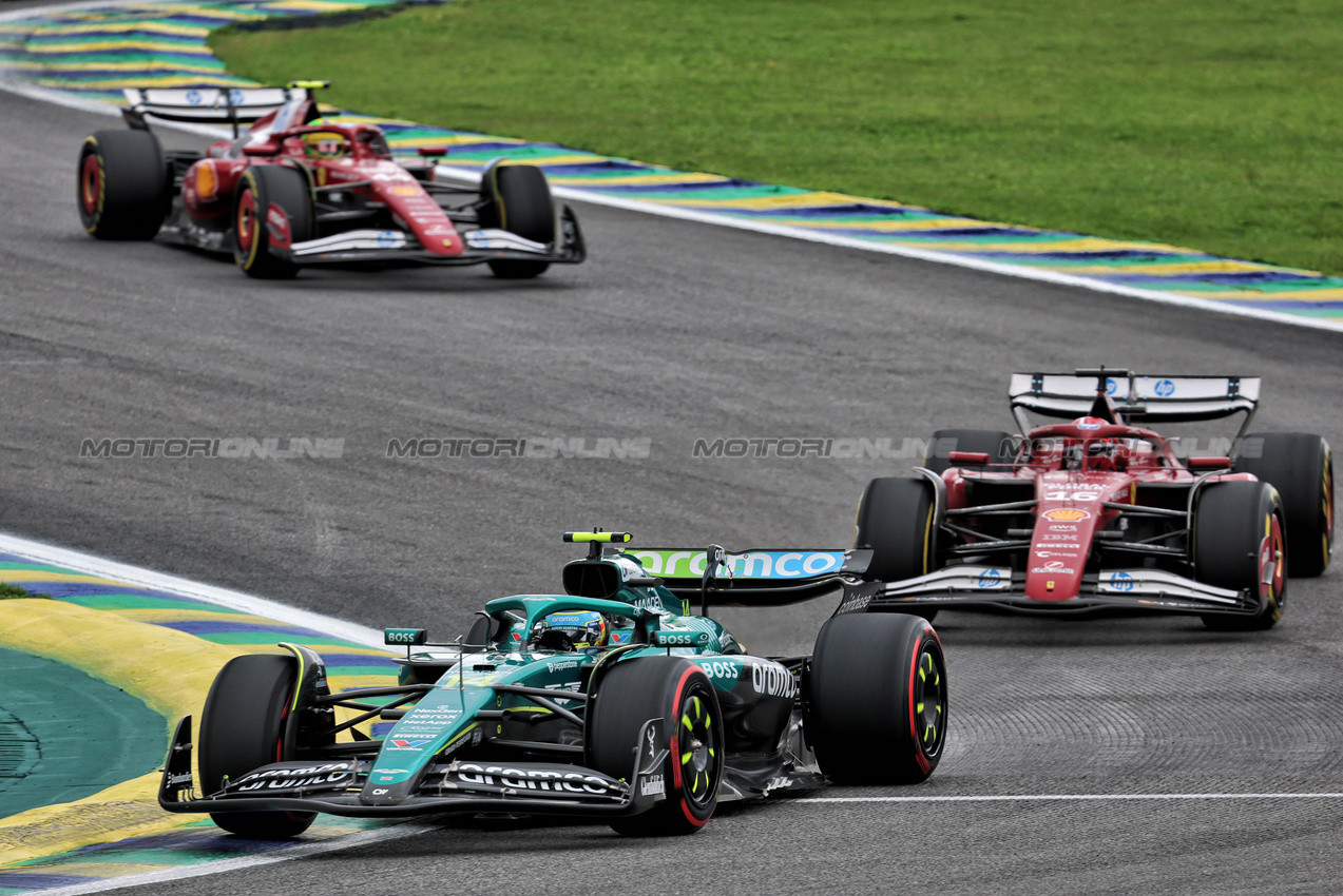 GP BRASILE, Fernando Alonso (ESP) Aston Martin F1 Team AMR25.

08.11.2025. Formula 1 World Championship, Rd 21, Brazilian Grand Prix, Sao Paulo, Brazil, Sprint e Qualifiche Day.

- www.xpbimages.com, EMail: requests@xpbimages.com © Copyright: Batchelor / XPB Images