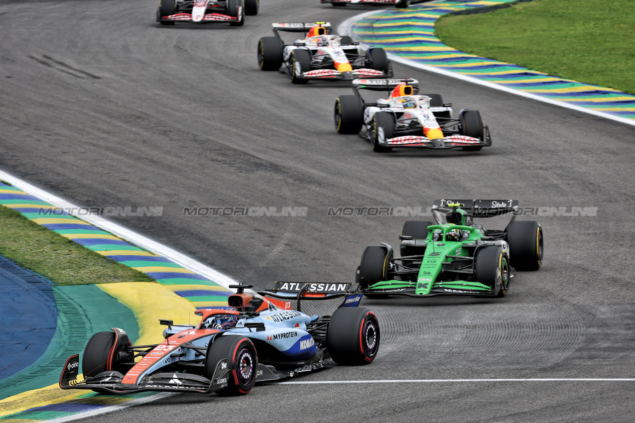 GP BRASILE, Alexander Albon (THA) Atlassian Williams Racing FW47.

08.11.2025. Formula 1 World Championship, Rd 21, Brazilian Grand Prix, Sao Paulo, Brazil, Sprint e Qualifiche Day.

- www.xpbimages.com, EMail: requests@xpbimages.com © Copyright: Batchelor / XPB Images