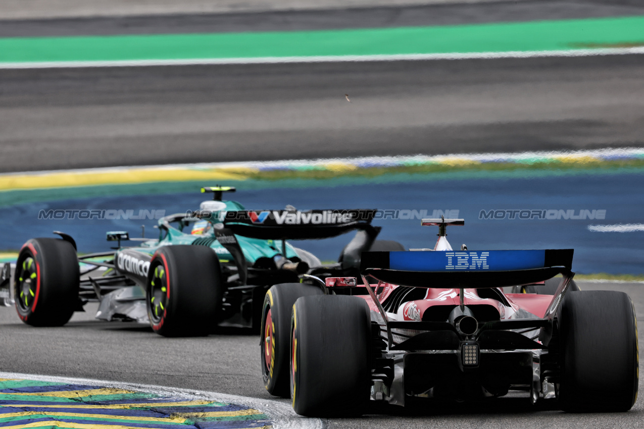GP BRASILE, Charles Leclerc (MON) Ferrari SF-25.

08.11.2025. Formula 1 World Championship, Rd 21, Brazilian Grand Prix, Sao Paulo, Brazil, Sprint e Qualifiche Day.

- www.xpbimages.com, EMail: requests@xpbimages.com © Copyright: Charniaux / XPB Images