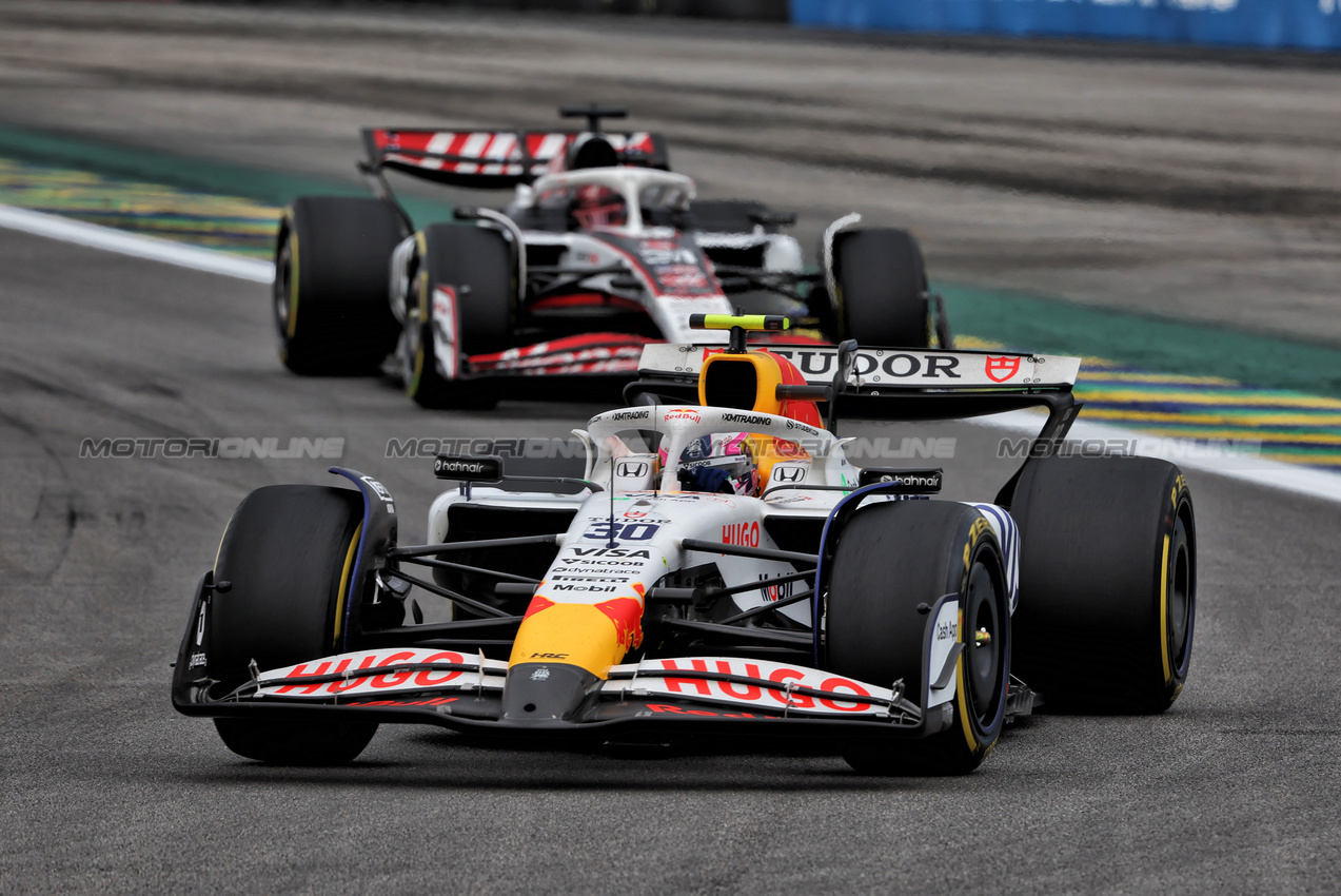 GP BRASILE, Liam Lawson (NZL) Racing Bulls VCARB 02.

08.11.2025. Formula 1 World Championship, Rd 21, Brazilian Grand Prix, Sao Paulo, Brazil, Sprint e Qualifiche Day.

 - www.xpbimages.com, EMail: requests@xpbimages.com © Copyright: Rew / XPB Images