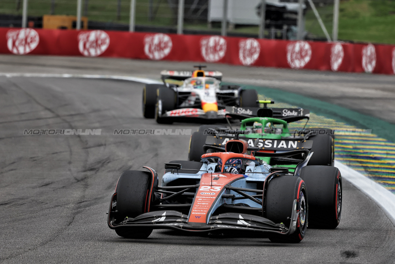 GP BRASILE, Alexander Albon (THA) Atlassian Williams Racing FW47.

08.11.2025. Formula 1 World Championship, Rd 21, Brazilian Grand Prix, Sao Paulo, Brazil, Sprint e Qualifiche Day.

 - www.xpbimages.com, EMail: requests@xpbimages.com © Copyright: Rew / XPB Images