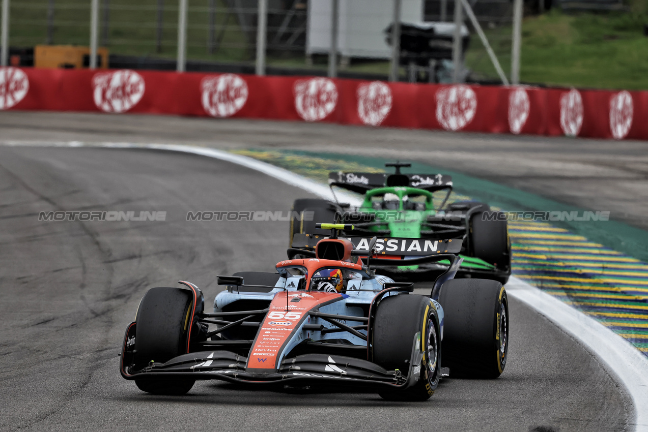 GP BRASILE, Carlos Sainz (ESP) Atlassian Williams Racing FW47.
08.11.2025. Formula 1 World Championship, Rd 21, Brazilian Grand Prix, Sao Paulo, Brazil, Sprint e Qualifiche Day.
- www.xpbimages.com, EMail: requests@xpbimages.com © Copyright: Rew / XPB Images