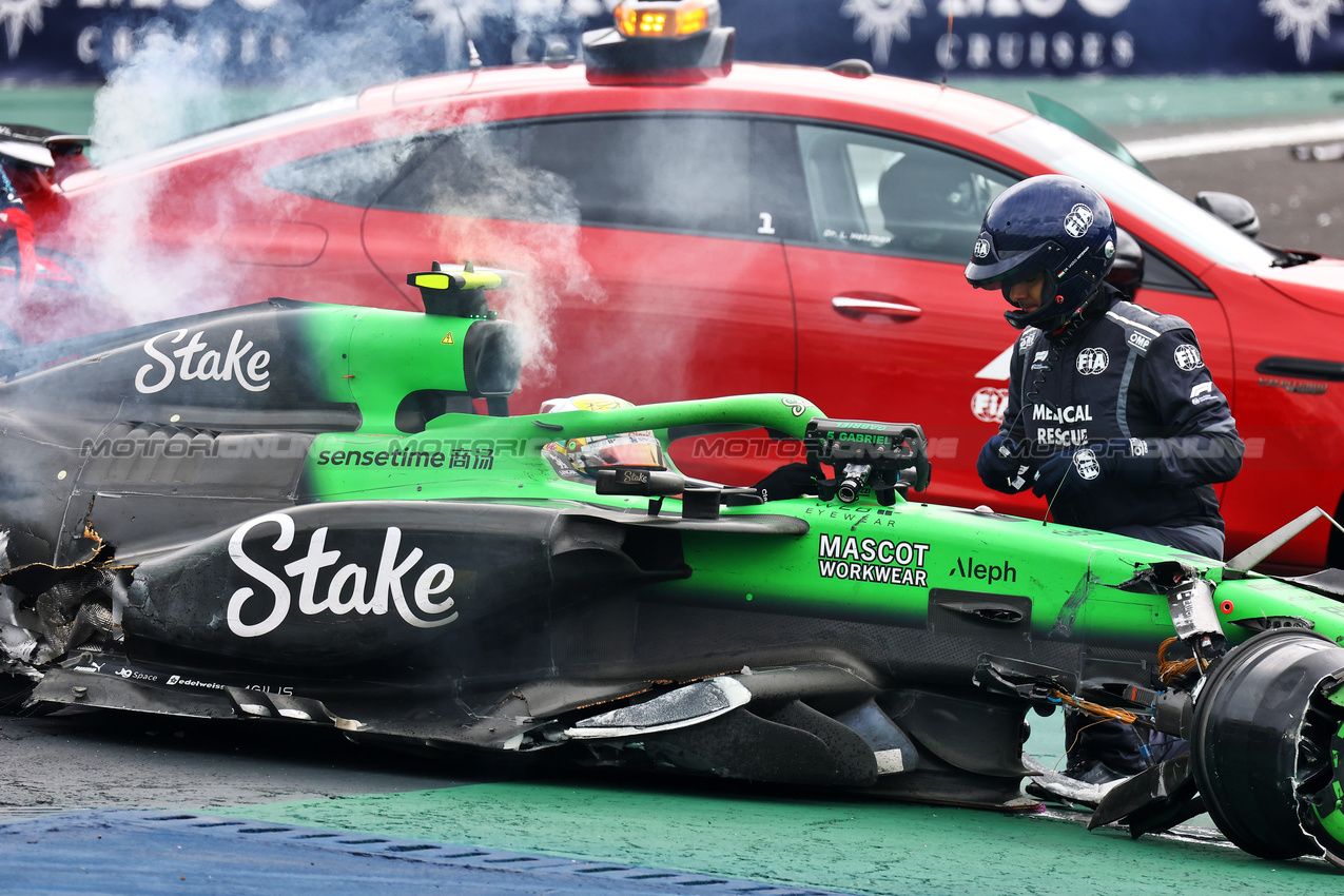 GP BRASILE, Gabriel Bortoleto (BRA) Sauber C45 crashed out of the race.

08.11.2025. Formula 1 World Championship, Rd 21, Brazilian Grand Prix, Sao Paulo, Brazil, Sprint e Qualifiche Day.

- www.xpbimages.com, EMail: requests@xpbimages.com © Copyright: XPB Images