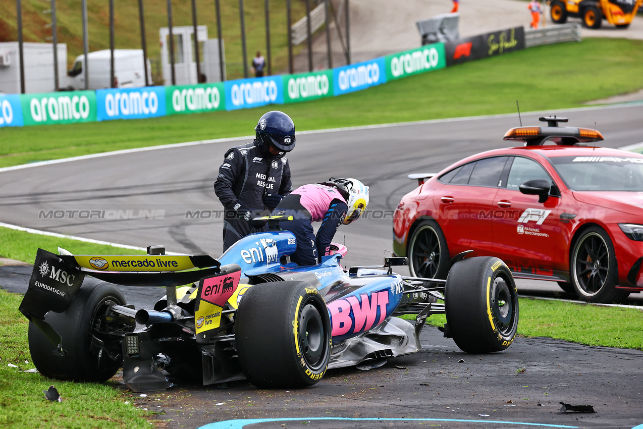 GP BRASILE, Franco Colapinto (ARG) Alpine F1 Team A525 crashed out of the race.

08.11.2025. Formula 1 World Championship, Rd 21, Brazilian Grand Prix, Sao Paulo, Brazil, Sprint e Qualifiche Day.

- www.xpbimages.com, EMail: requests@xpbimages.com © Copyright: XPB Images