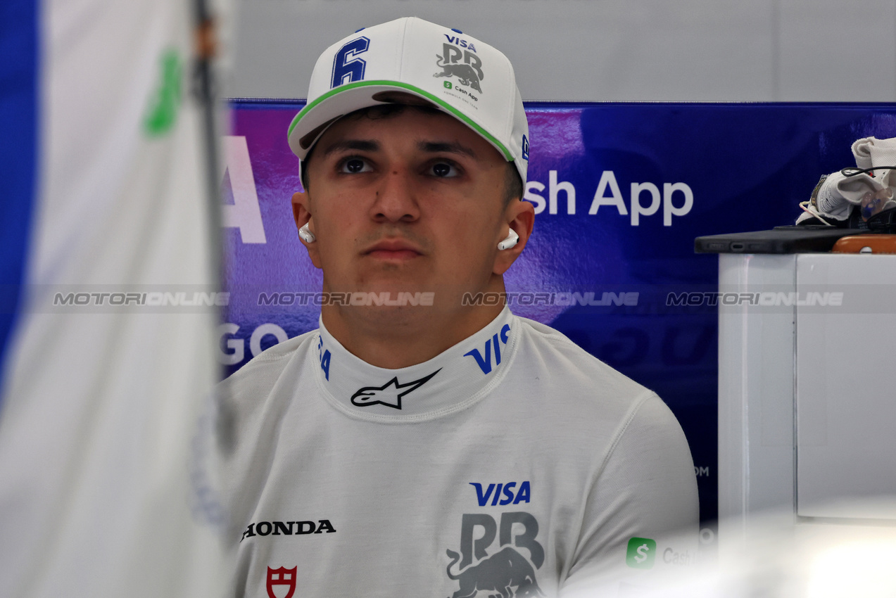 GP BRASILE, Isack Hadjar (FRA) Racing Bulls.

08.11.2025. Formula 1 World Championship, Rd 21, Brazilian Grand Prix, Sao Paulo, Brazil, Sprint e Qualifiche Day.

- www.xpbimages.com, EMail: requests@xpbimages.com © Copyright: Batchelor / XPB Images