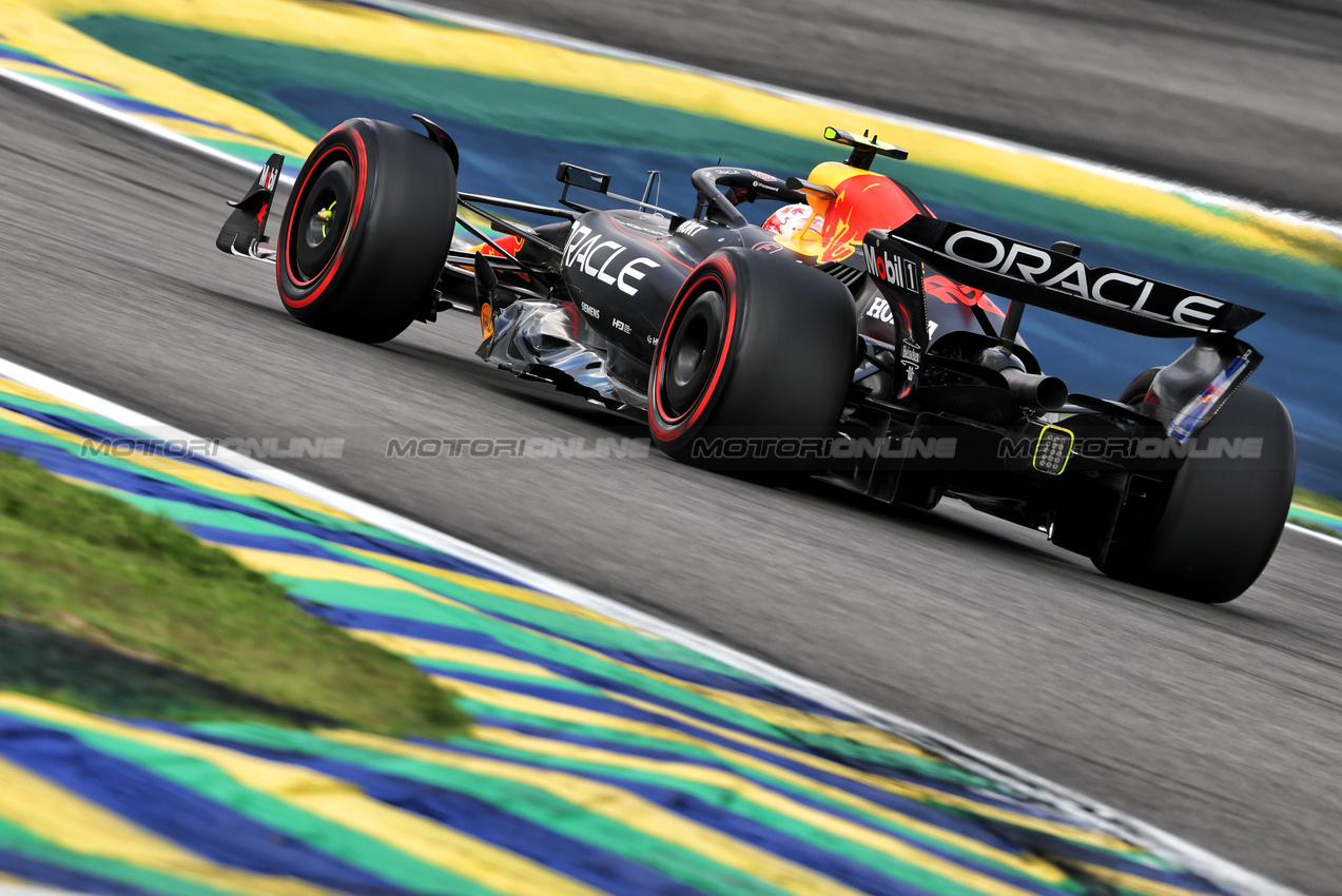 GP BRASILE, Yuki Tsunoda (JPN) Red Bull Racing RB21.

08.11.2025. Formula 1 World Championship, Rd 21, Brazilian Grand Prix, Sao Paulo, Brazil, Sprint e Qualifiche Day.

- www.xpbimages.com, EMail: requests@xpbimages.com © Copyright: Charniaux / XPB Images