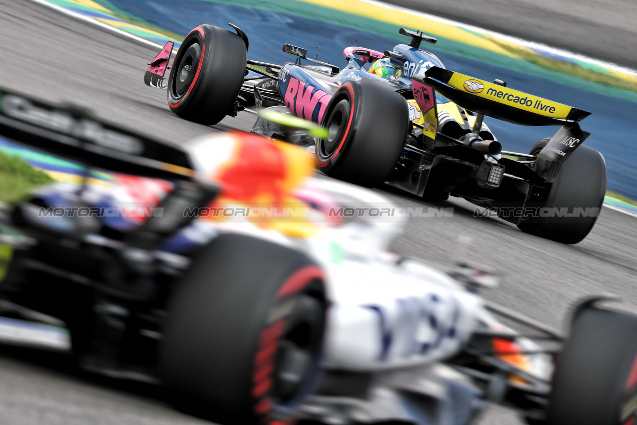 GP BRASILE, Pierre Gasly (FRA) Alpine F1 Team A525.

08.11.2025. Formula 1 World Championship, Rd 21, Brazilian Grand Prix, Sao Paulo, Brazil, Sprint e Qualifiche Day.

- www.xpbimages.com, EMail: requests@xpbimages.com © Copyright: Charniaux / XPB Images