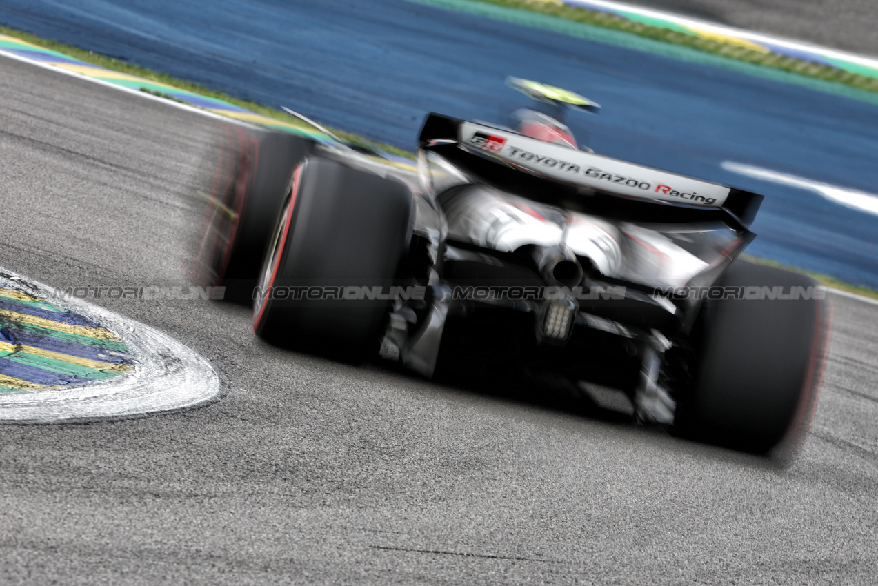 GP BRASILE, Oliver Bearman (GBR) Haas VF-25.

08.11.2025. Formula 1 World Championship, Rd 21, Brazilian Grand Prix, Sao Paulo, Brazil, Sprint e Qualifiche Day.

- www.xpbimages.com, EMail: requests@xpbimages.com © Copyright: Charniaux / XPB Images