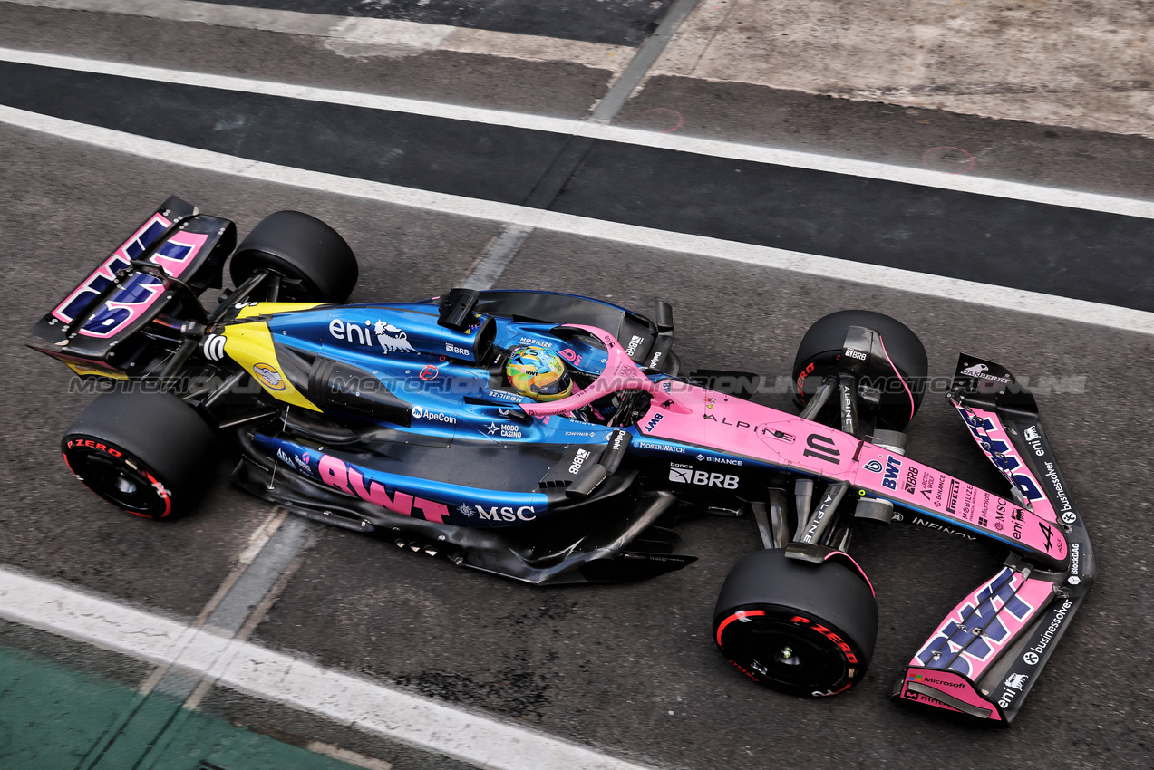 GP BRASILE, Pierre Gasly (FRA) Alpine F1 Team A525.

08.11.2025. Formula 1 World Championship, Rd 21, Brazilian Grand Prix, Sao Paulo, Brazil, Sprint e Qualifiche Day.

- www.xpbimages.com, EMail: requests@xpbimages.com © Copyright: Batchelor / XPB Images