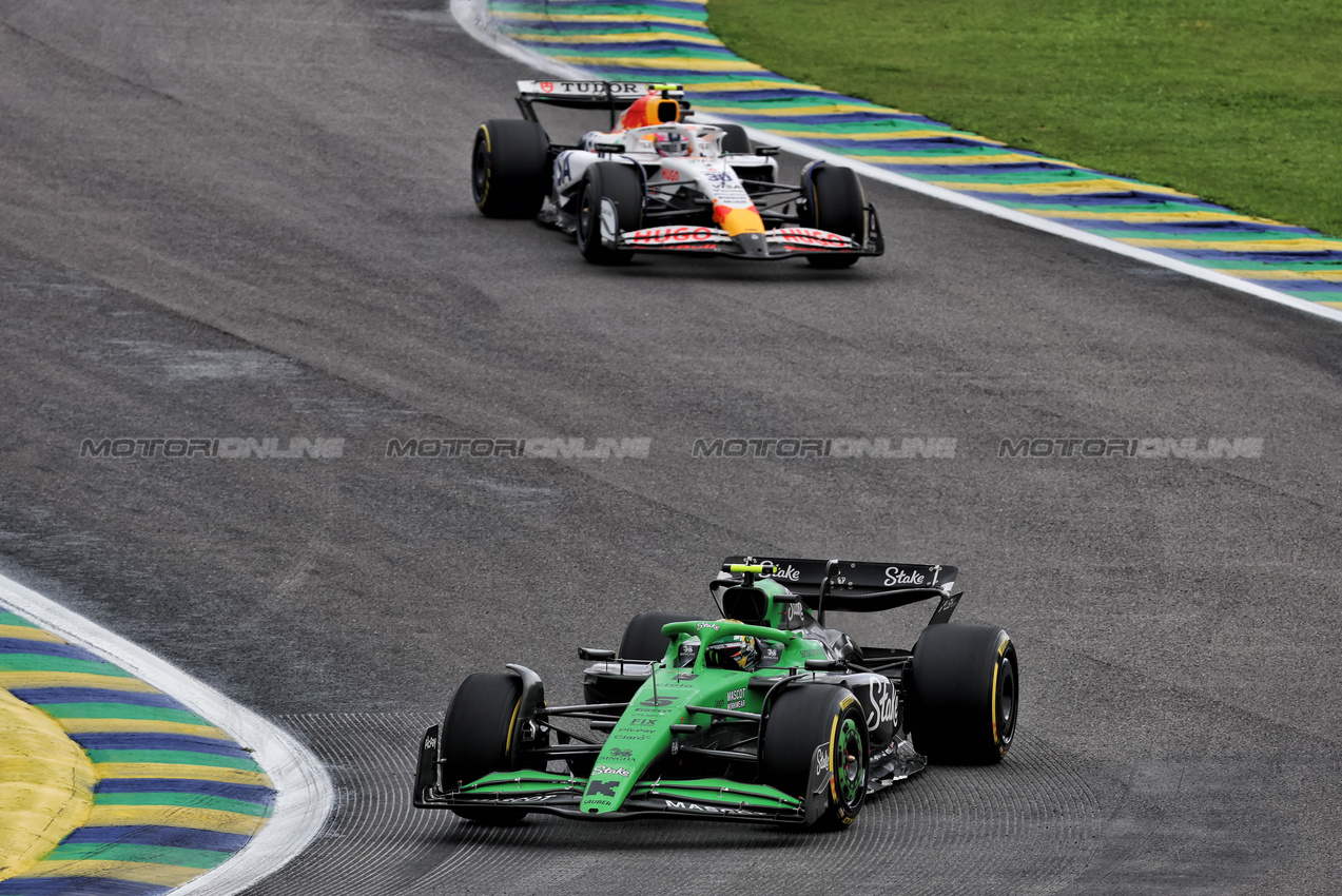GP BRASILE, Gabriel Bortoleto (BRA) Sauber C45.

08.11.2025. Formula 1 World Championship, Rd 21, Brazilian Grand Prix, Sao Paulo, Brazil, Sprint e Qualifiche Day.

- www.xpbimages.com, EMail: requests@xpbimages.com © Copyright: Batchelor / XPB Images