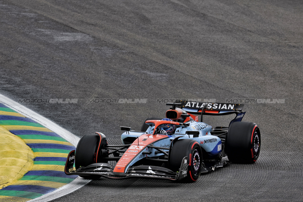 GP BRASILE, Alexander Albon (THA) Atlassian Williams Racing FW47.

08.11.2025. Formula 1 World Championship, Rd 21, Brazilian Grand Prix, Sao Paulo, Brazil, Sprint e Qualifiche Day.

- www.xpbimages.com, EMail: requests@xpbimages.com © Copyright: Batchelor / XPB Images