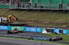 GP BRASILE, Oscar Piastri (AUS) McLaren MCL39; e Franco Colapinto (ARG) Alpine F1 Team A525 crashed in the race.

08.11.2025. Formula 1 World Championship, Rd 21, Brazilian Grand Prix, Sao Paulo, Brazil, Sprint e Qualifiche Day.

- www.xpbimages.com, EMail: requests@xpbimages.com © Copyright: Charniaux / XPB Images