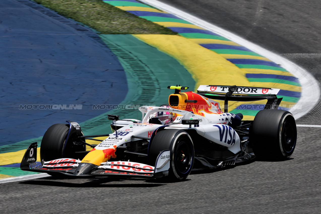 GP BRASILE, Liam Lawson (NZL) Racing Bulls VCARB 02.
07.11.2025. Formula 1 World Championship, Rd 21, Brazilian Grand Prix, Sao Paulo, Brazil, Sprint Qualifiche Day.
- www.xpbimages.com, EMail: requests@xpbimages.com © Copyright: Batchelor / XPB Images
