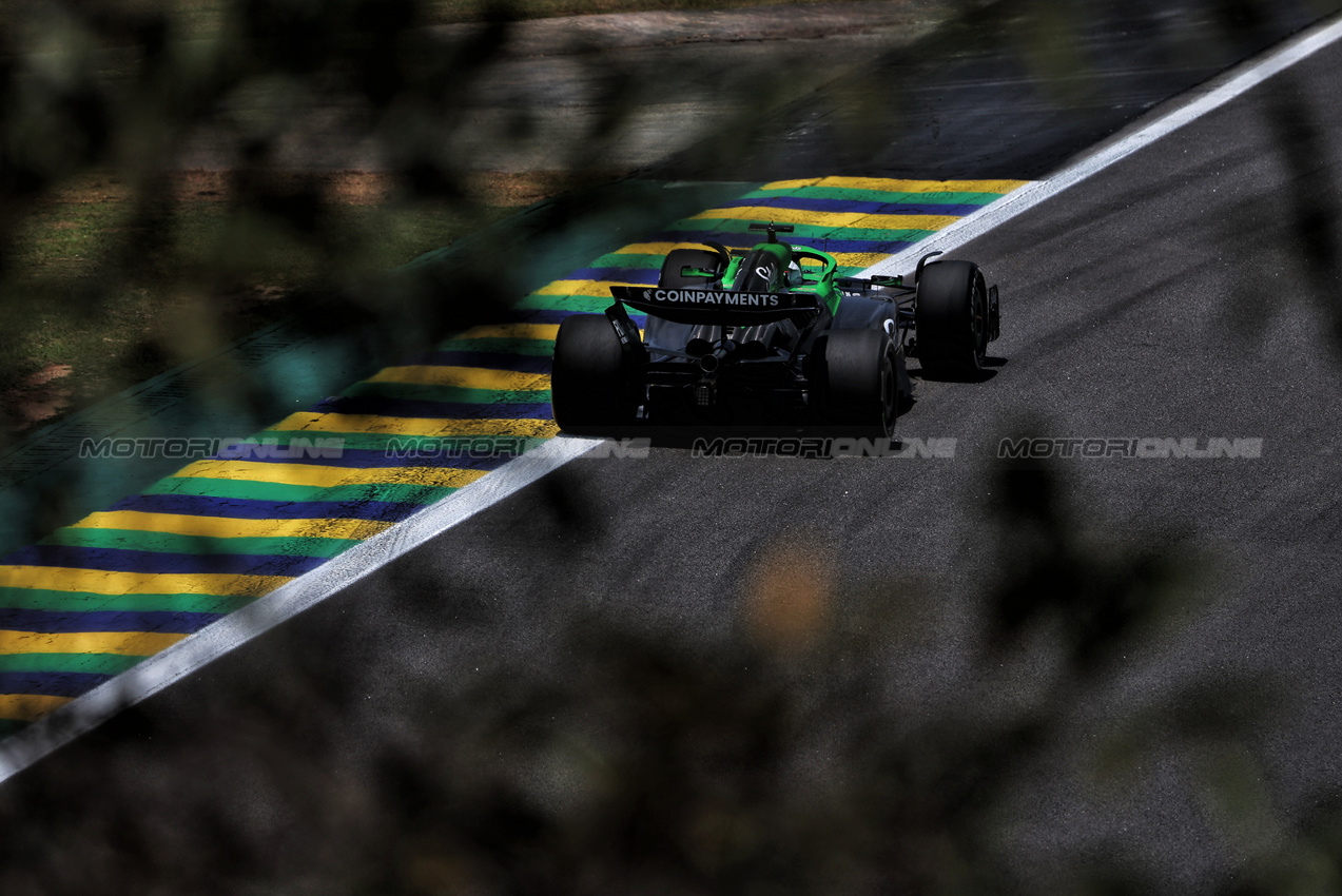 GP BRASILE, Nico Hulkenberg (GER) Sauber C45.

07.11.2025. Formula 1 World Championship, Rd 21, Brazilian Grand Prix, Sao Paulo, Brazil, Sprint Qualifiche Day.

 - www.xpbimages.com, EMail: requests@xpbimages.com © Copyright: Rew / XPB Images