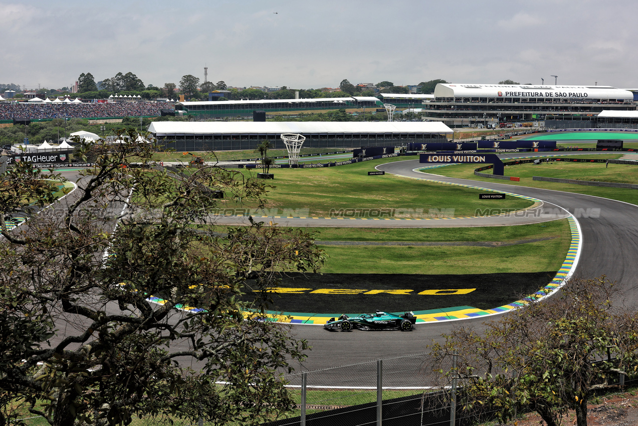 GP BRASILE, Lance Stroll (CDN) Aston Martin F1 Team AMR25.

07.11.2025. Formula 1 World Championship, Rd 21, Brazilian Grand Prix, Sao Paulo, Brazil, Sprint Qualifiche Day.

 - www.xpbimages.com, EMail: requests@xpbimages.com © Copyright: Rew / XPB Images