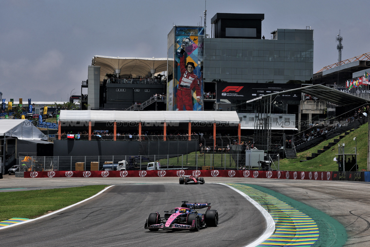 GP BRASILE, Pierre Gasly (FRA) Alpine F1 Team A525.

07.11.2025. Formula 1 World Championship, Rd 21, Brazilian Grand Prix, Sao Paulo, Brazil, Sprint Qualifiche Day.

- www.xpbimages.com, EMail: requests@xpbimages.com © Copyright: Charniaux / XPB Images
