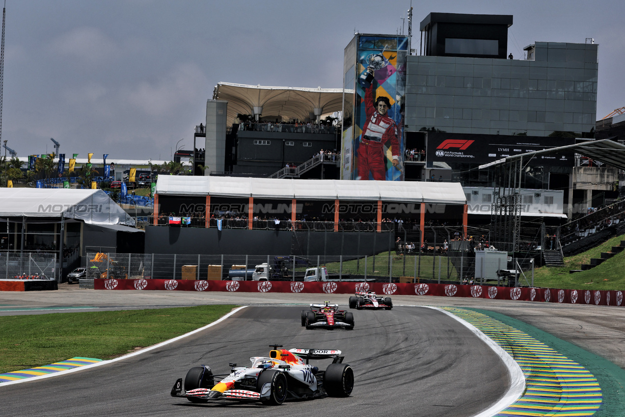 GP BRASILE, Isack Hadjar (FRA) Racing Bulls VCARB 02.

07.11.2025. Formula 1 World Championship, Rd 21, Brazilian Grand Prix, Sao Paulo, Brazil, Sprint Qualifiche Day.

- www.xpbimages.com, EMail: requests@xpbimages.com © Copyright: Charniaux / XPB Images