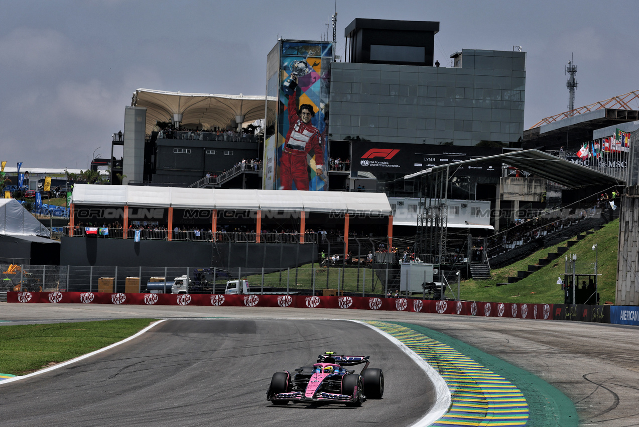 GP BRASILE, Franco Colapinto (ARG) Alpine F1 Team A525.

07.11.2025. Formula 1 World Championship, Rd 21, Brazilian Grand Prix, Sao Paulo, Brazil, Sprint Qualifiche Day.

- www.xpbimages.com, EMail: requests@xpbimages.com © Copyright: Charniaux / XPB Images